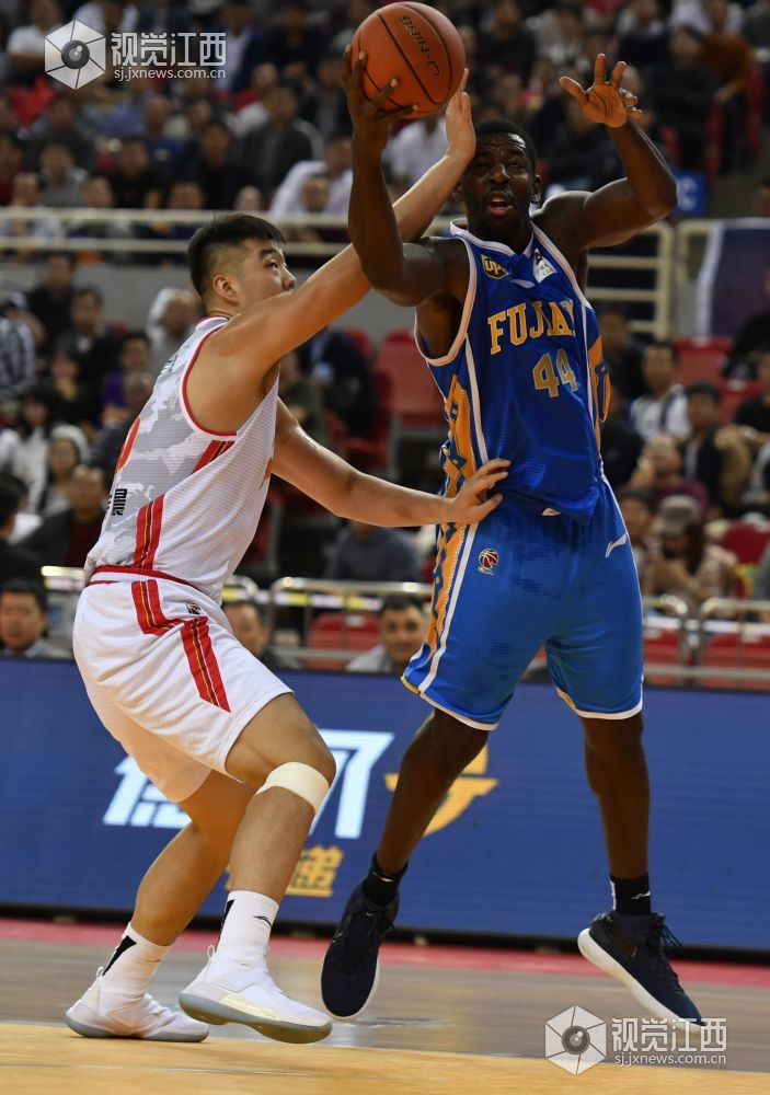 科索沃队不敌希腊，主场迎来两连败的简单介绍