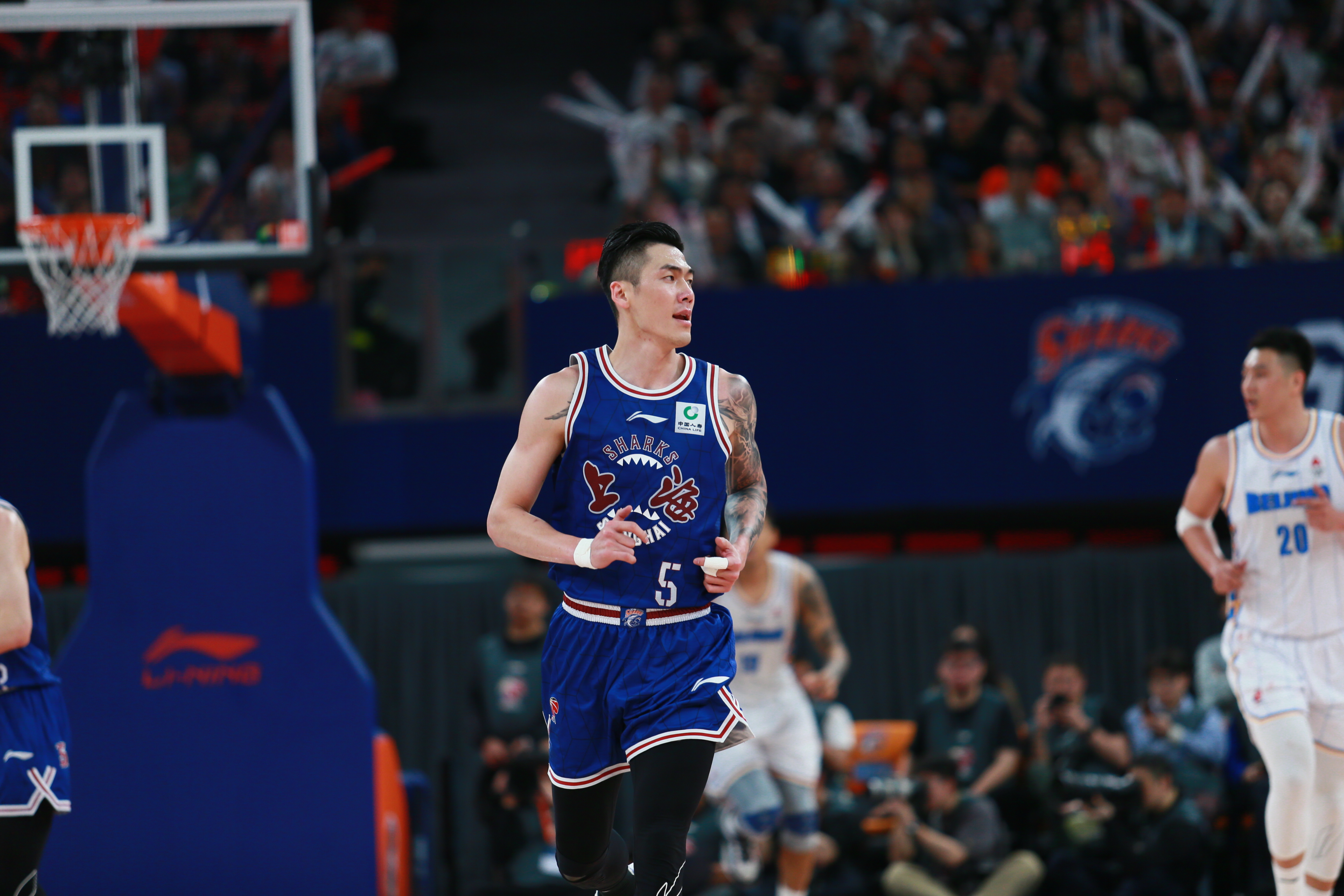 关于上海男篮一路领先，成功斩获胜利的信息