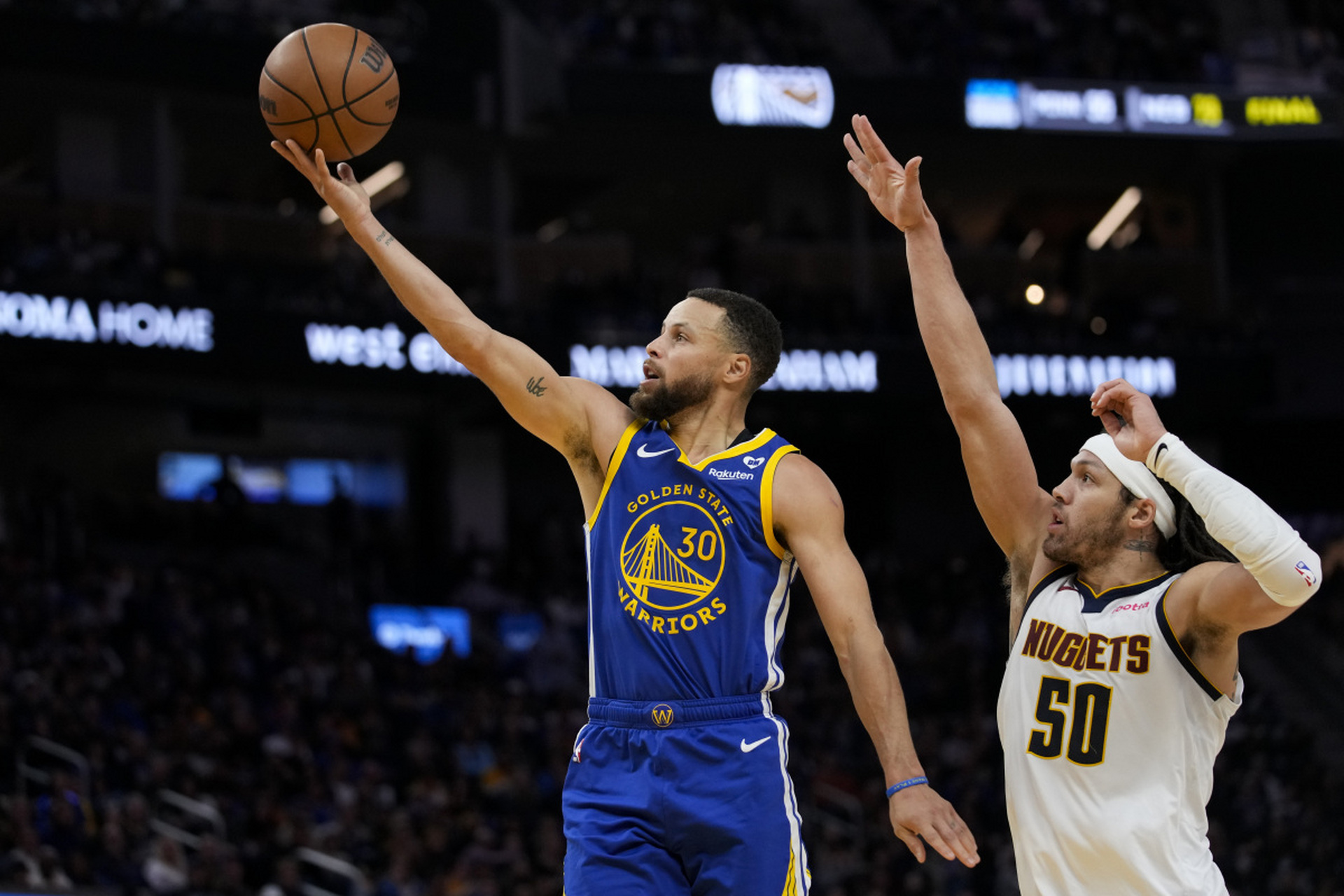 掘金擒骑士取得三连胜，约基奇全队最高分带队取得胜利的简单介绍