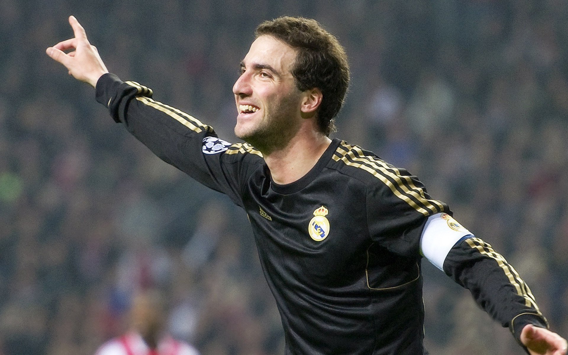 多特蒙德对阵比利时,当黄黑铁骑遇上红魔,解码巴尔韦德硬仗之王的战术基因